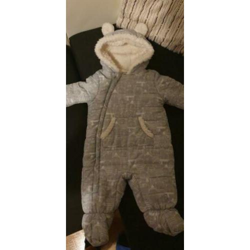 Babypakje maat 68
