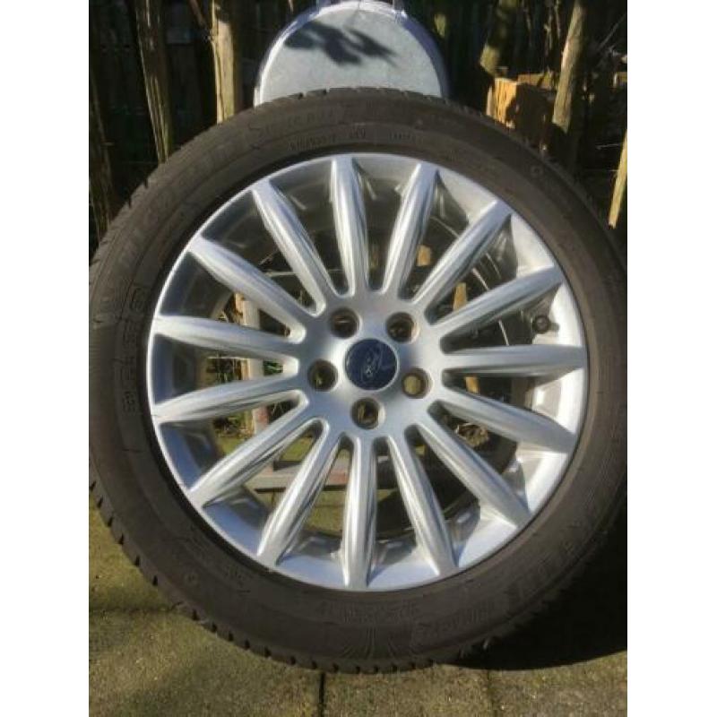 17 inch wielen met zomerbanden (215/50 R17) Ford Mondeo