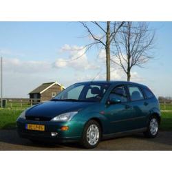 Ford Focus 1.6-16V Ghia * Airco * 5Drs * SALE! * (bj 1999)