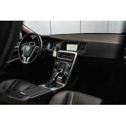 Volvo V60 D6 288pk AWD Aut. Twin Engine Summum | Trekhaak af