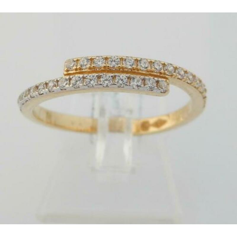 14 karaat Gouden Bicolor Slag-Ring Witte Saffieren M17.75