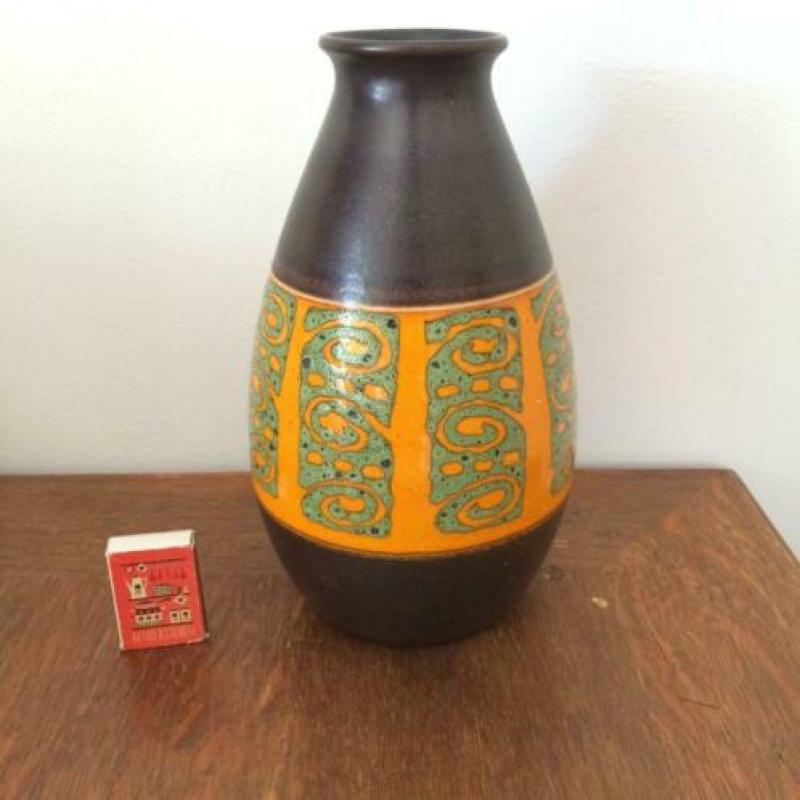 West Germany Bay Scheurich lava vazen vintage jaren 70