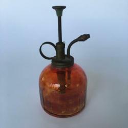 vintage plantenspuit