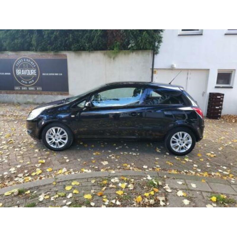 Opel Corsa 1.2-16V Enjoy NEW APK stoelverwarming stuurverwar