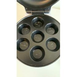 Cupcake maker en standaard.