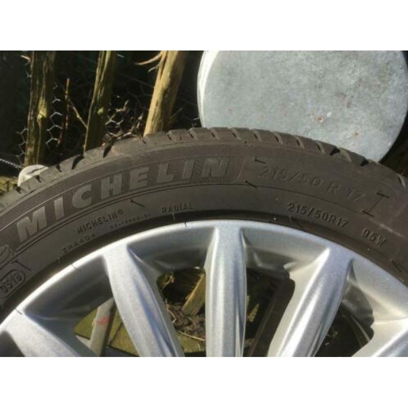 17 inch wielen met zomerbanden (215/50 R17) Ford Mondeo