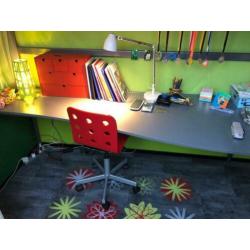 Hoogslaper met bureau