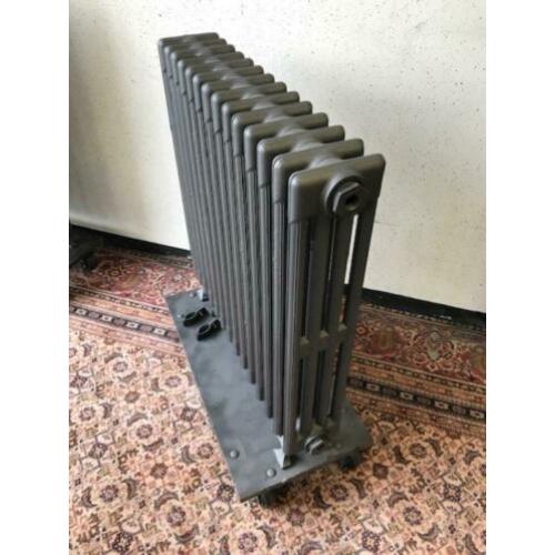 gietijzeren radiator art deco 14