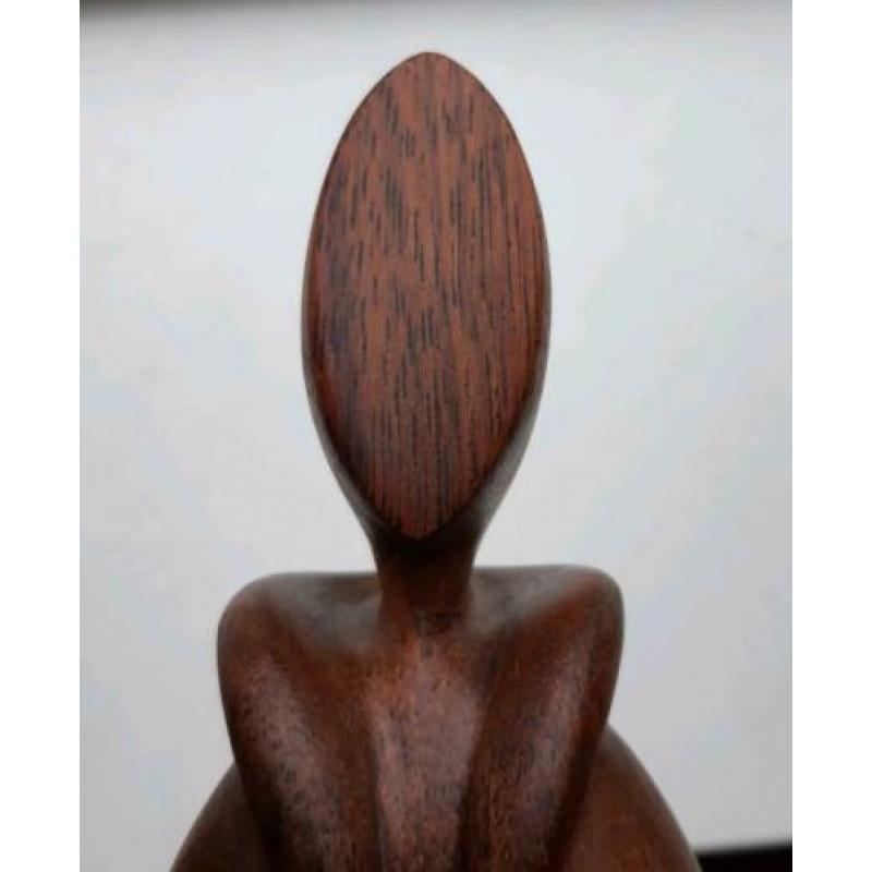 Houten beeld dame, vrouw abstract, gestileerd strak, vintage