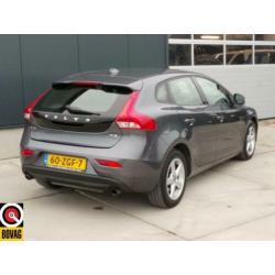 Volvo V40 1.6 T3 KINETICINTRO LINE. . (bj 2012)