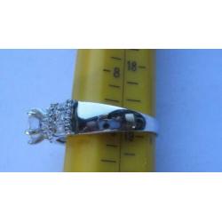 Schitterende ring met C.Z. steentjes