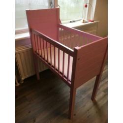 Prenatal basis wieg roze Aerosleep matras
