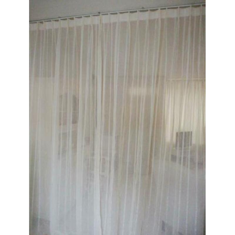 L. Crème Inbetween geplooid 2.25m br/2.83 m hoog