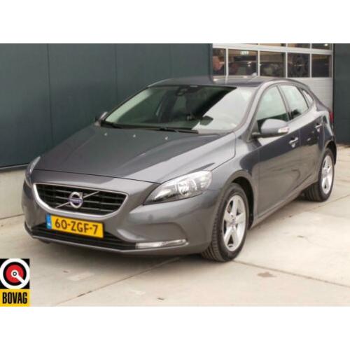 Volvo V40 1.6 T3 KINETICINTRO LINE. . (bj 2012)