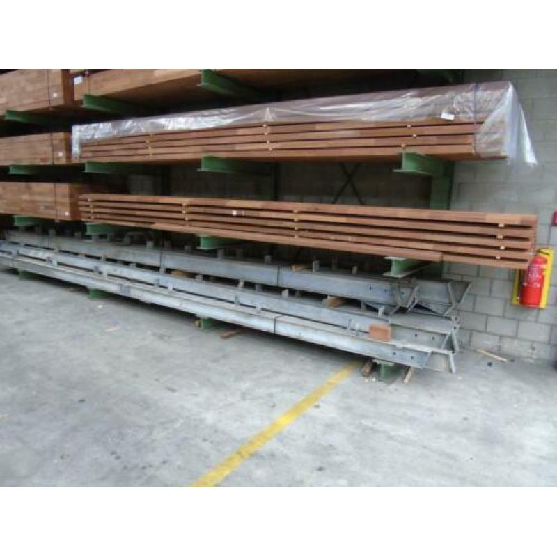 Te koop: Sapeli/Mahonie Geprofileerd 67x115
