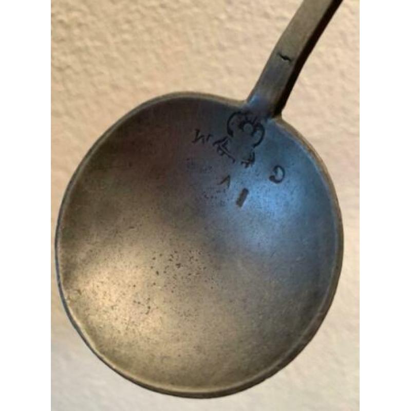 Antiek tin