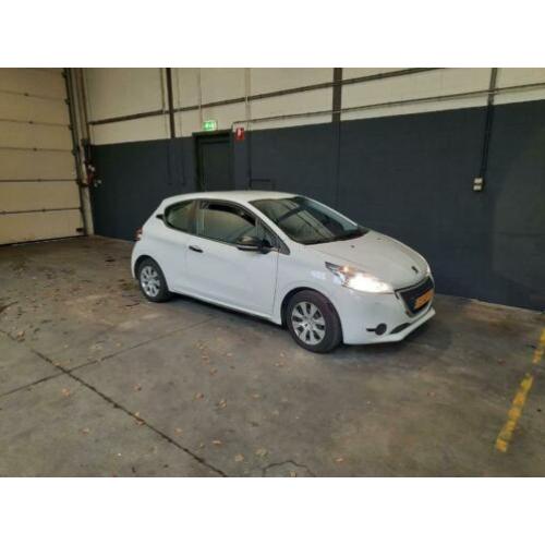 Peugeot 208 1.0 VTI 50KW/68PK 3-D 2013 Wit