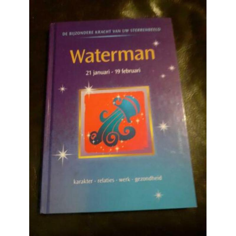 Allerlei boekjes te koop