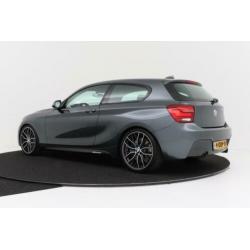 BMW 1-serie M135i | Org NL | Dealer onderhouden | 19 inch!
