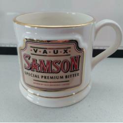 Zeer grote mok van Samson. ( scheerkom?) Vintage