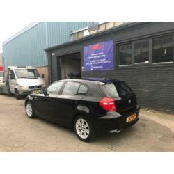 BMW 1-serie 116i Grote beurt gehad apk nieuw