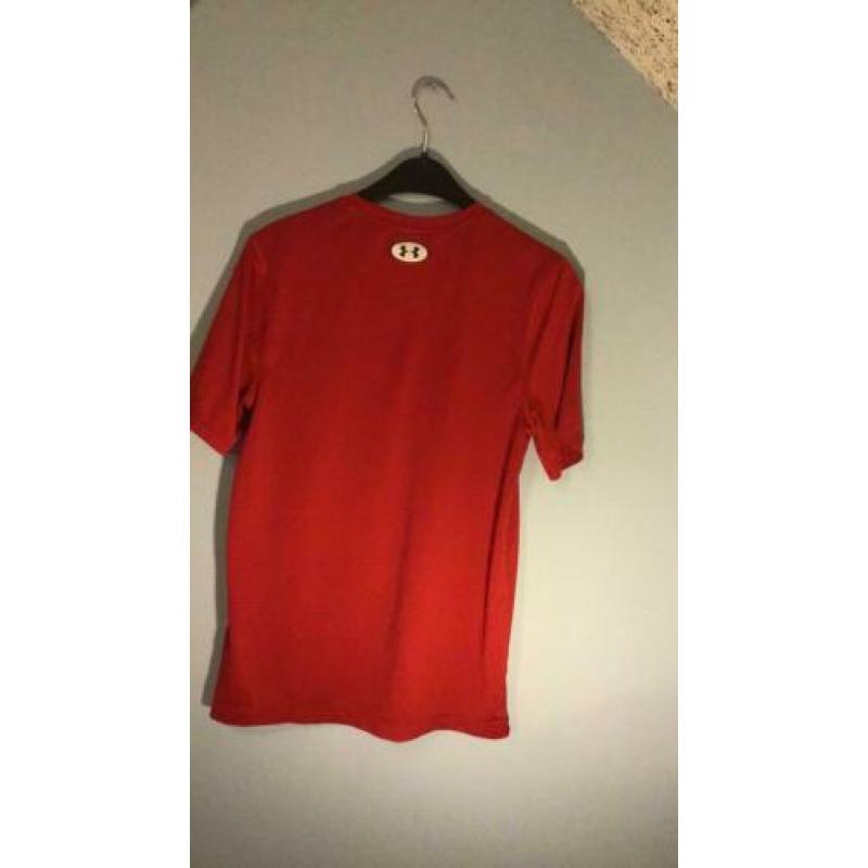 Heatgear sport t-shirt rood maat S
