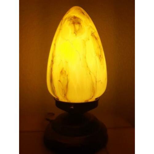 Art deco tafellamp geel gemarmerd glas menhir