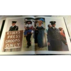 Das Dressur Pferd (German Edition) (Hardcover)IZGS 2 stuks