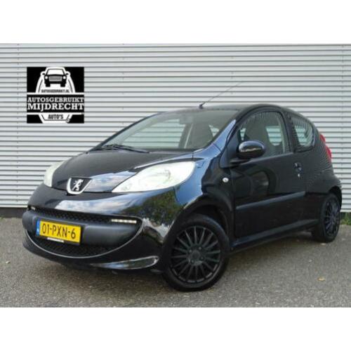 Peugeot 107 1.0-12V XR