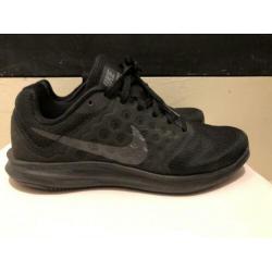 Nike training schoenen 37