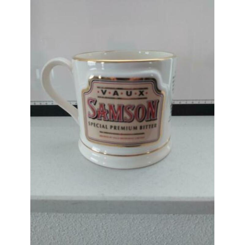 Zeer grote mok van Samson. ( scheerkom?) Vintage