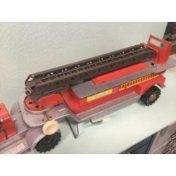 Gama grote Blikken brandweerwagen ladder wagen mooie staat