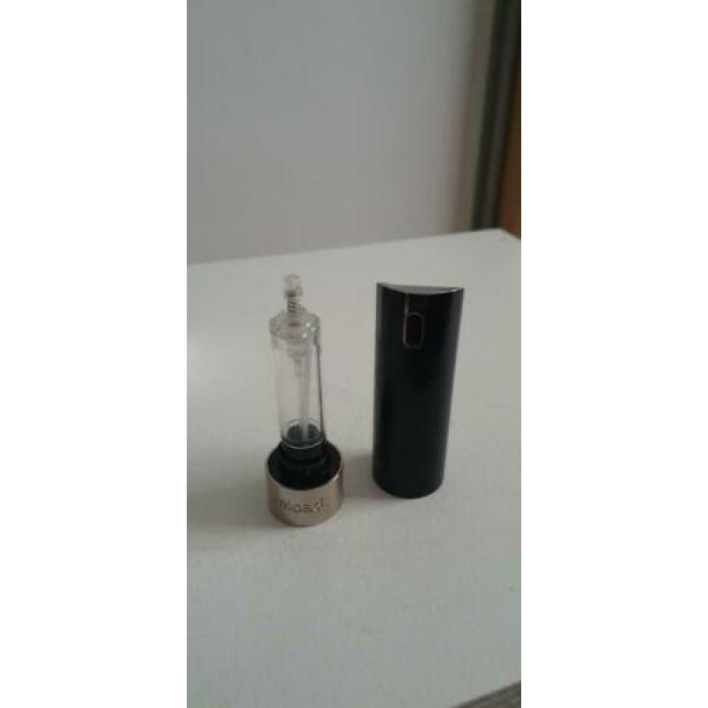 Reload reisformaat en hervulbare parfumverstuiver