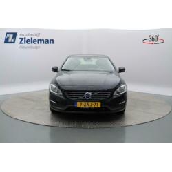 Volvo V60 D2 Momentum Navi