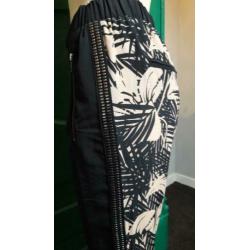 Gave broek van NU Denmark, maat S