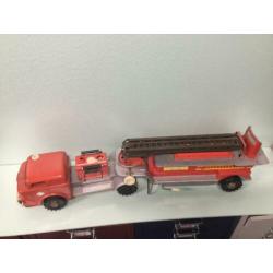 Gama grote Blikken brandweerwagen ladder wagen mooie staat