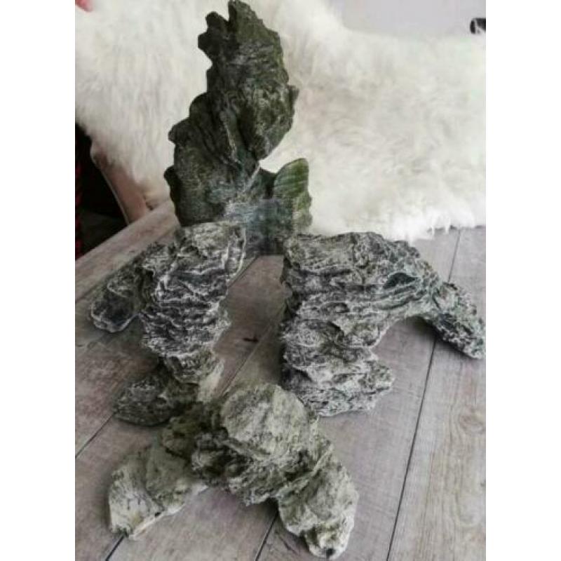 Diverse aquarium decoratie stukken