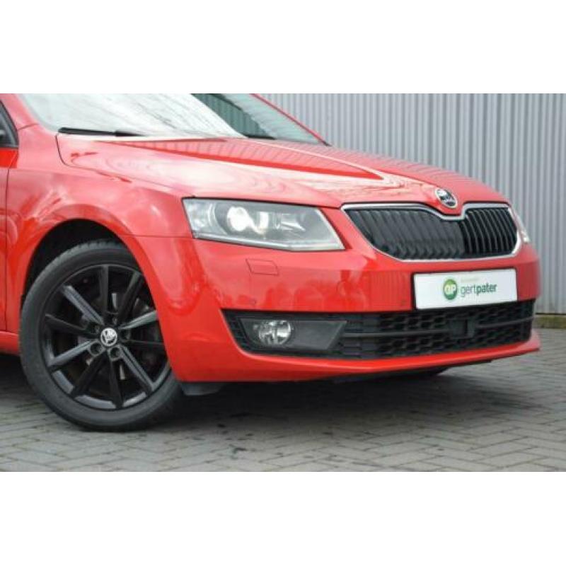 Skoda Octavia Combi 1.0TSI Xenon/Navi/Standkachel/Trekhaak