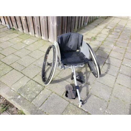Tennis rolstoel RGK zitdiepte 38 zitbreedte 36