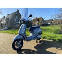 Vespa sprint iget snor 2150km 08/2018 1e eigenaar