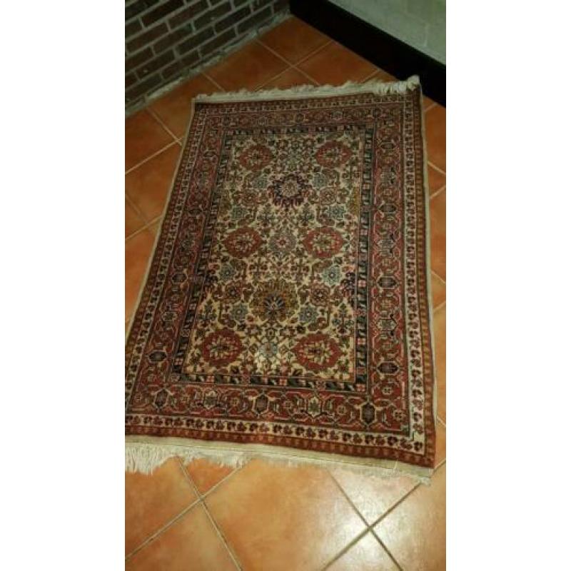 Mooi warm Perzisch TAPIJT/KLEED 102x150 cm