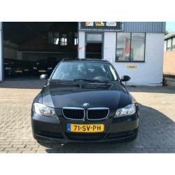 BMW 3-serie 318i Climate/ Cruise/ Leer/ 4x el.raam/ NAP/ APK