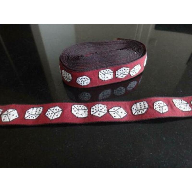 band, dobbelsteen, bordeau rood , rol, 2,5 cm
