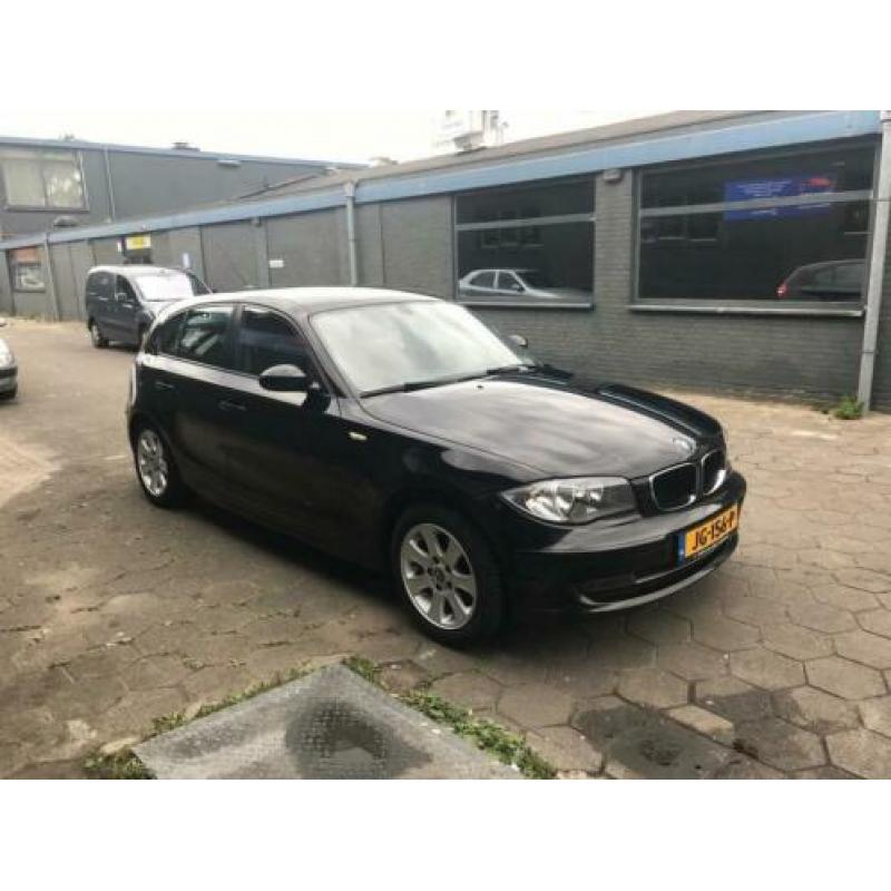 BMW 1-serie 116i Grote beurt gehad apk nieuw