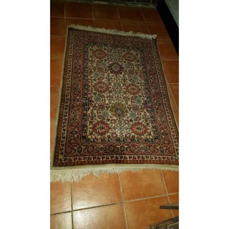 Mooi warm Perzisch TAPIJT/KLEED 102x150 cm