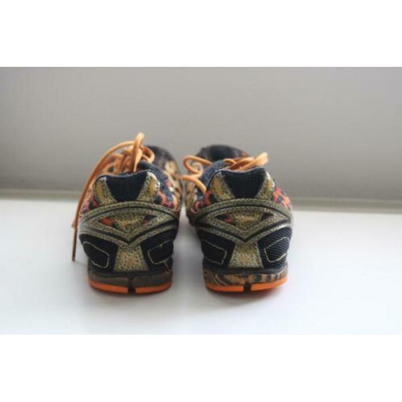 Brooks: Atletiek Spikes