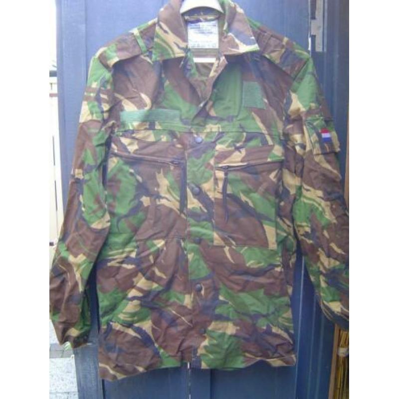 militaria kleding mt L vanaf €5 zgan