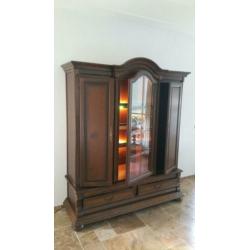 Eiken kast, buffetkast, vitrinekast, kabinet