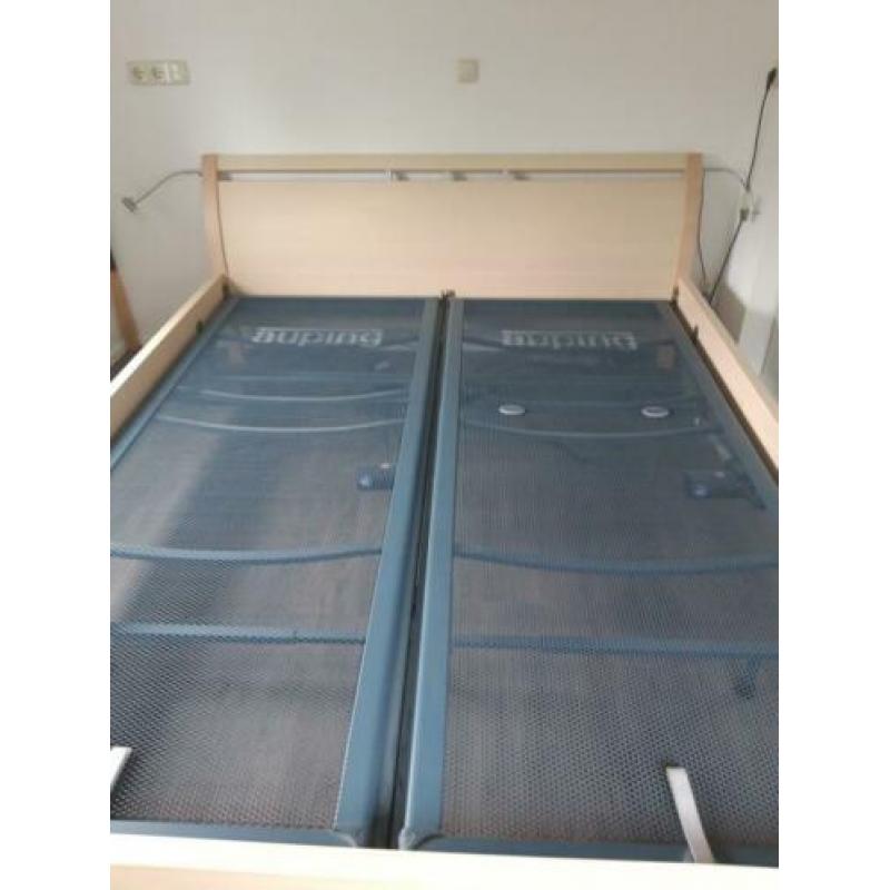 Tweepersoons Auping bed 180 breed, lengte 220 cm