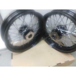 16 inch zwarte spaakwielen bobber harley